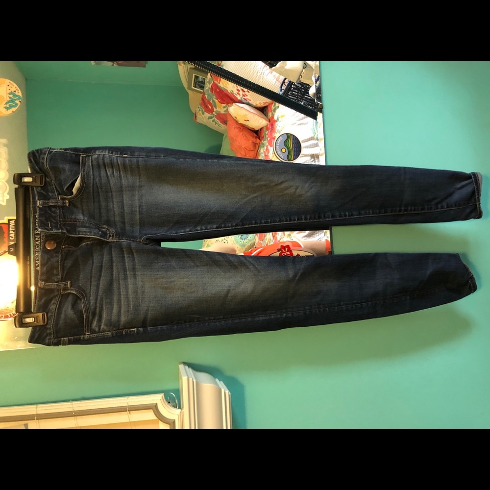 American Eagle skinny jeans